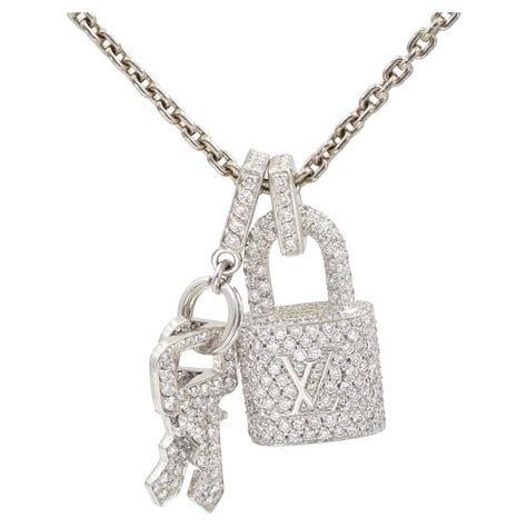 louis vuitton diamond pendants